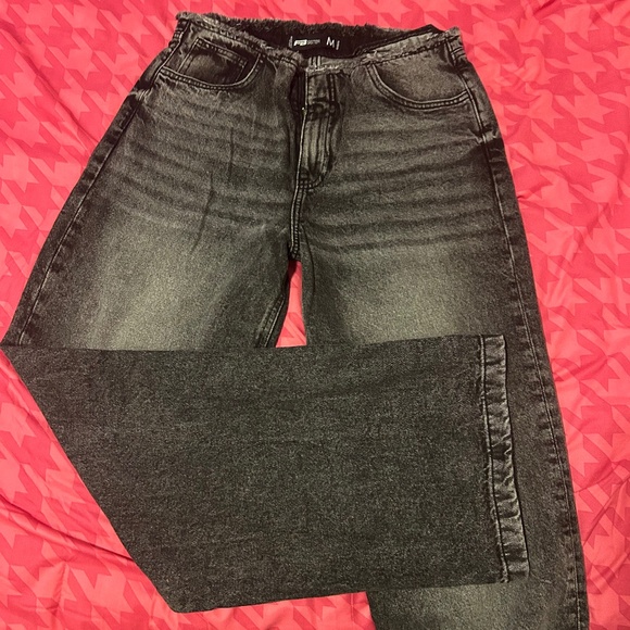 jeans - Picture 1 of 4